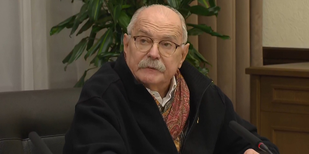 «390 дней без ответа!»: Михалков устроил разнос Правительству на глазах у Путина