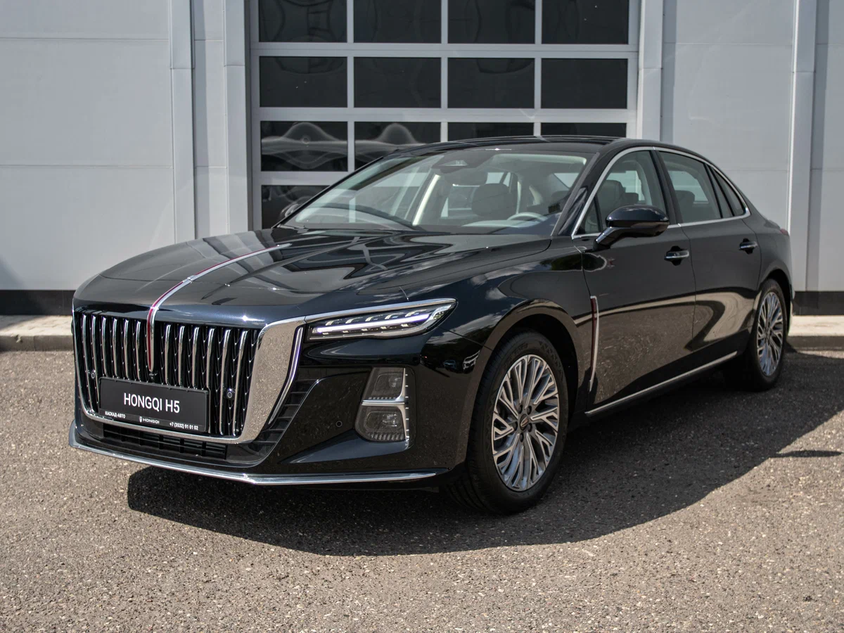 Hongqi H5 Фото: auto.ru