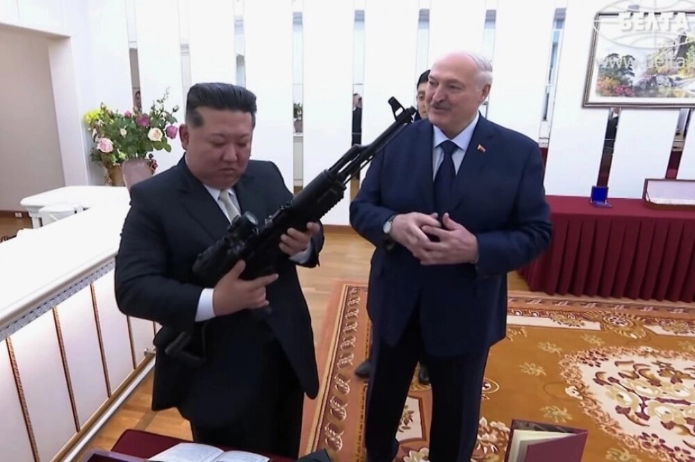    Александр Лукашенко и Ким Чен Ын. Фото: Кадр видео