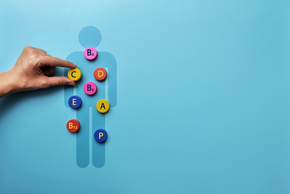 Витаминно-минеральный комплекс — это поддерживающая база, которая поможет мягко восполнить нутриентные пробелы.