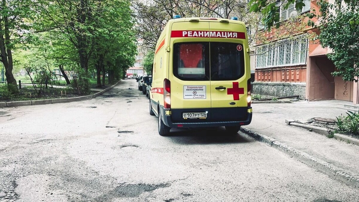    в Ростовской области трое подростков попали в реанимацию с тяжелыми пневмониями, вызванными курением вейпов   1MI