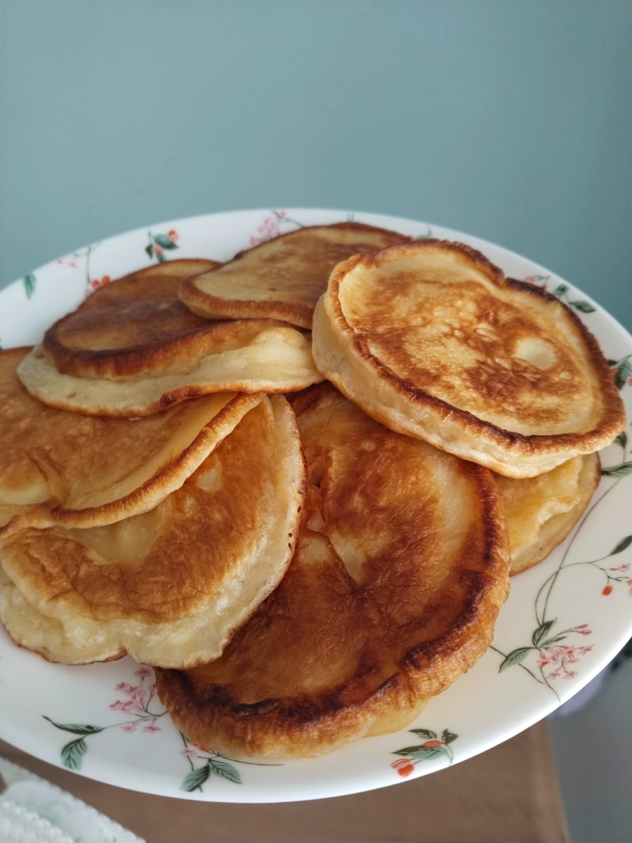 Вот такие оладушки, очень нежные, воздушные