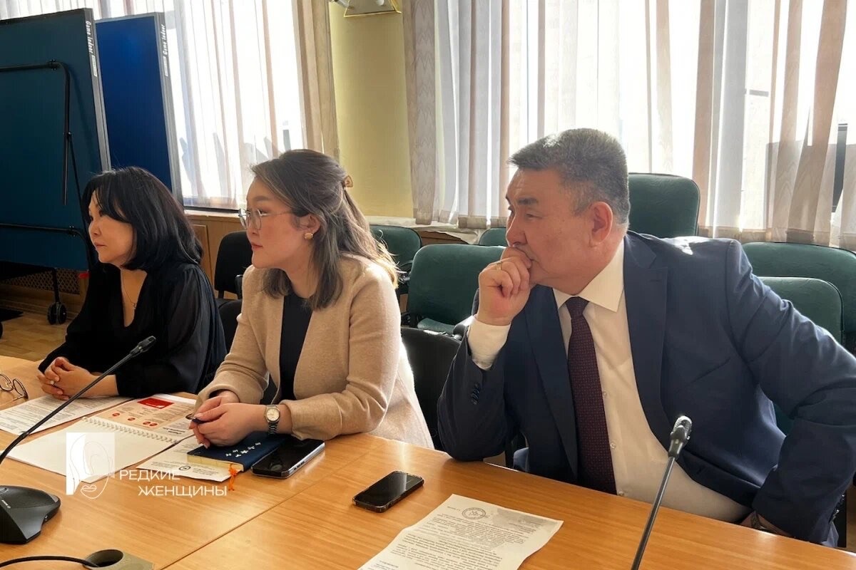 Наталья Саввина, Степанида Румянцева и Сергей Петров