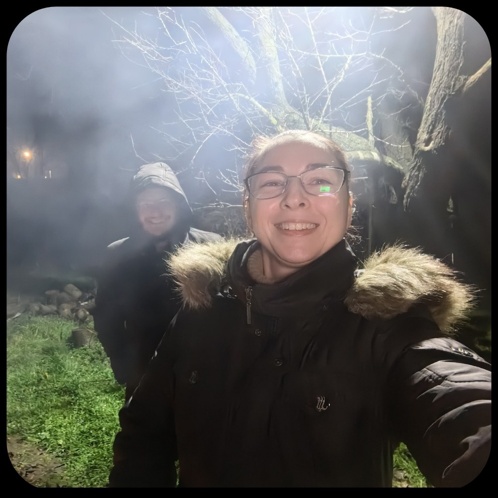 Это мы с братом на Новый год) 