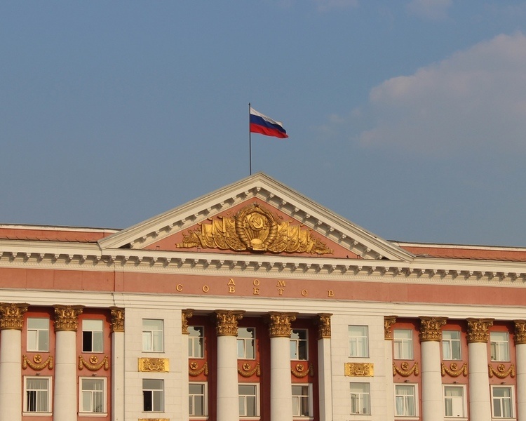     В Курске власти погасили долг прогимназии «Радуга» почти на 12,5 млн рублей