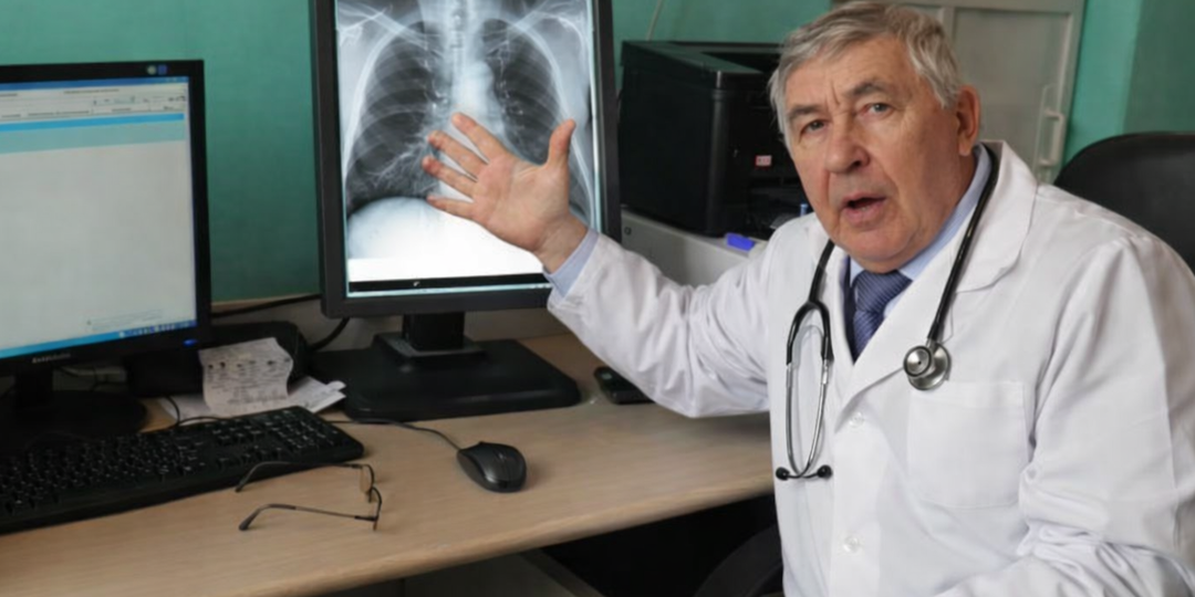 Хронический бронхит курильщика: можно ли спасти легкие, если не бросать. Врач рассказал правду