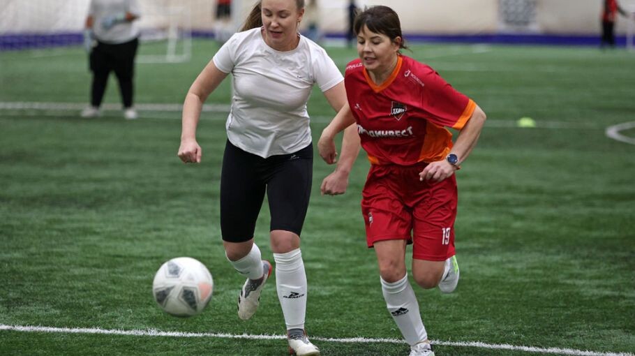 29 марта. Барнаул. Манеж "PROFootball". Весенний кубок "Лиги Мам"