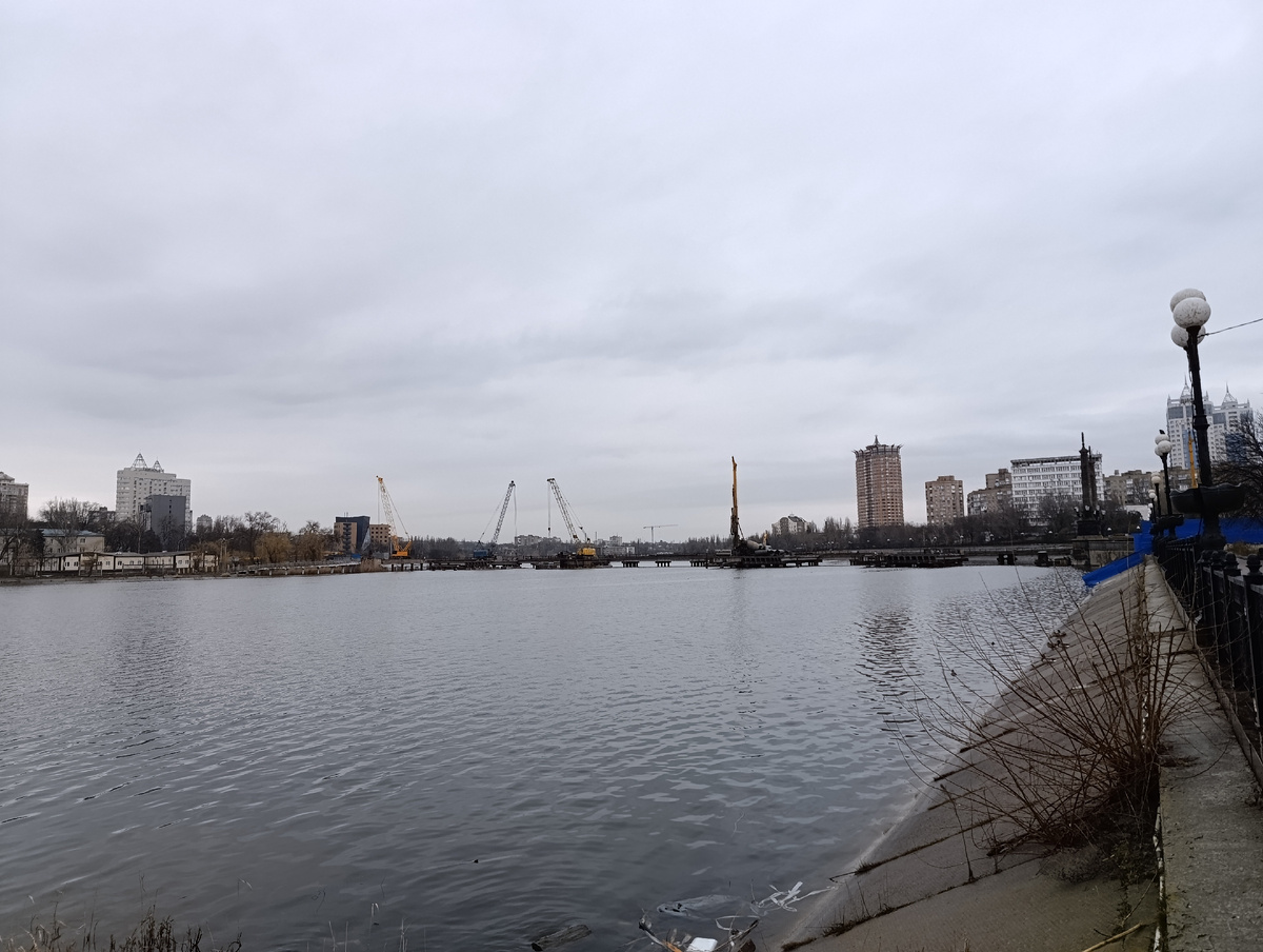 Ремонт (реконструкция) моста через Кальмиус по проспекту Ильича.