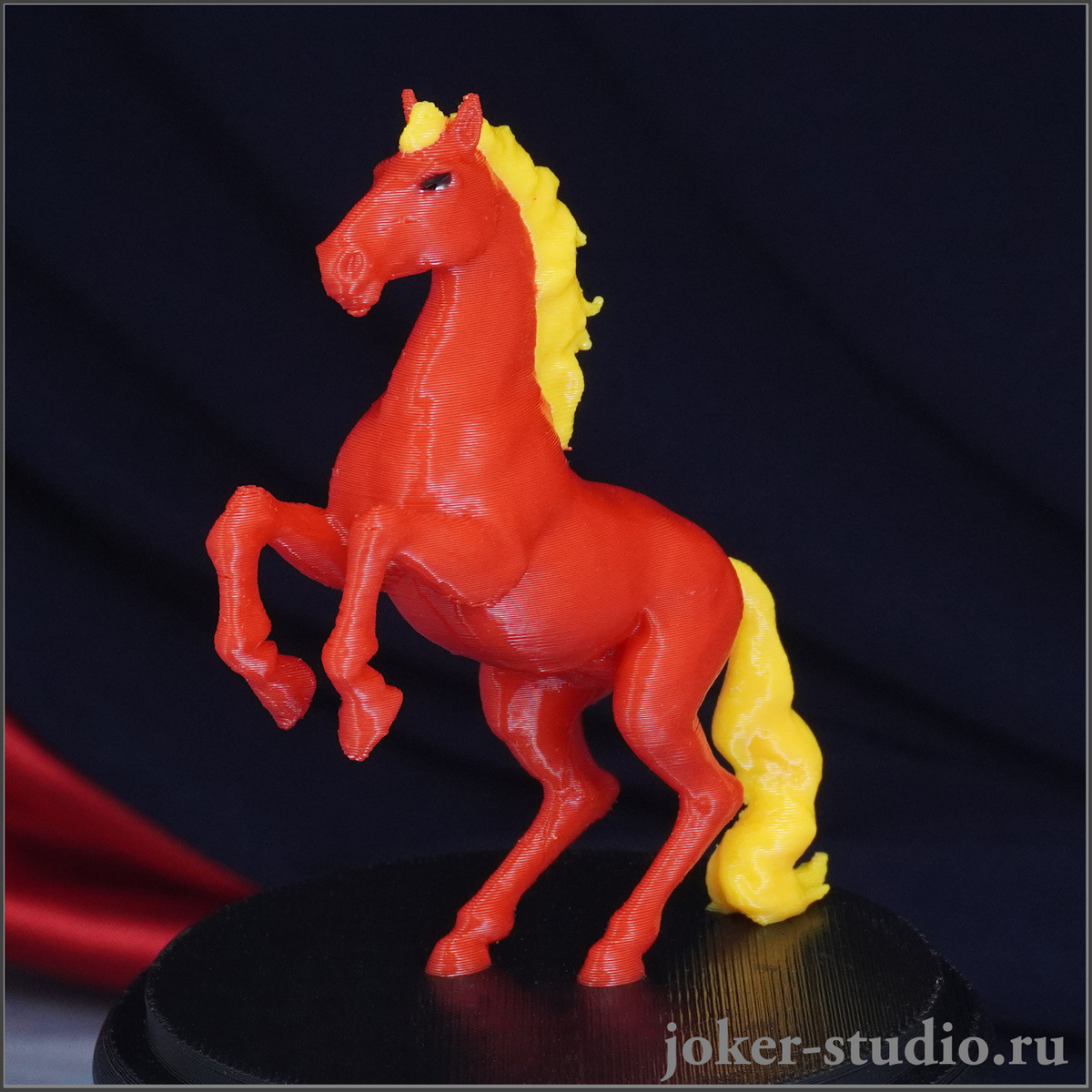 Изготовление фигурок лошадей в мастерской Joker-Studio