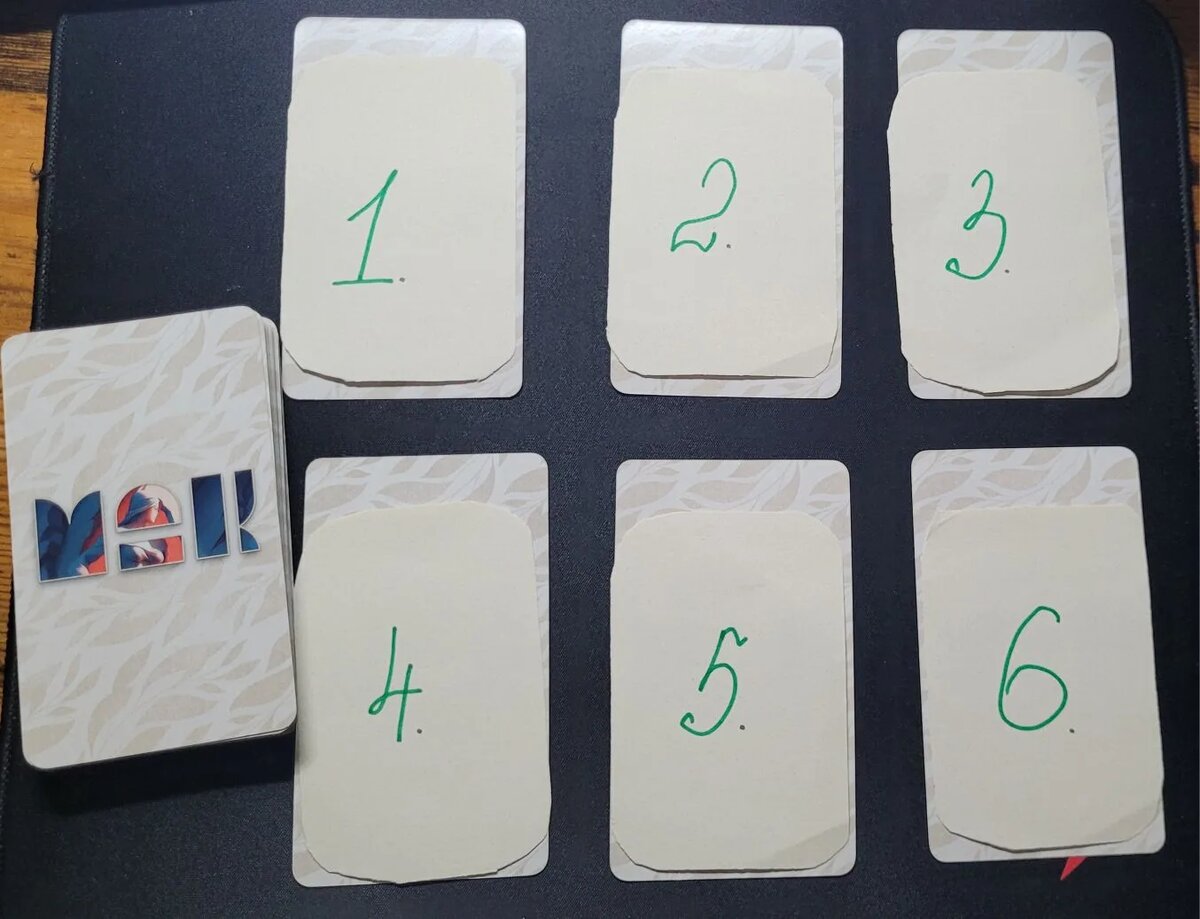 Выбирайте одну из карт