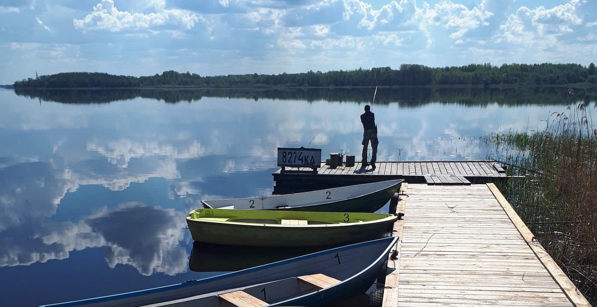 Майская рыбалка с понтона в Ботово