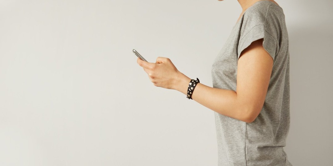 Дзен представил ИИ-ассистента «Глиф»: что он умеет