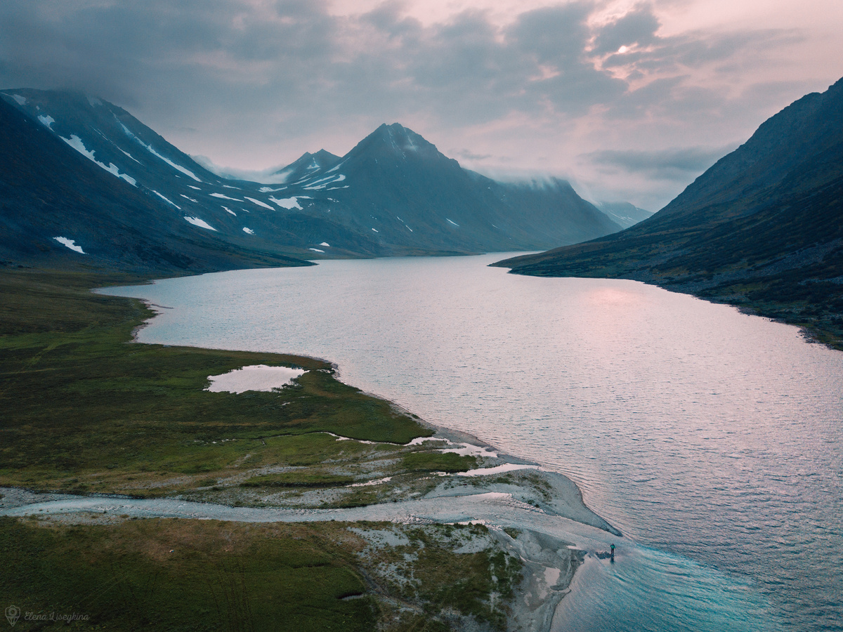 Вот в этих местах я их встретила