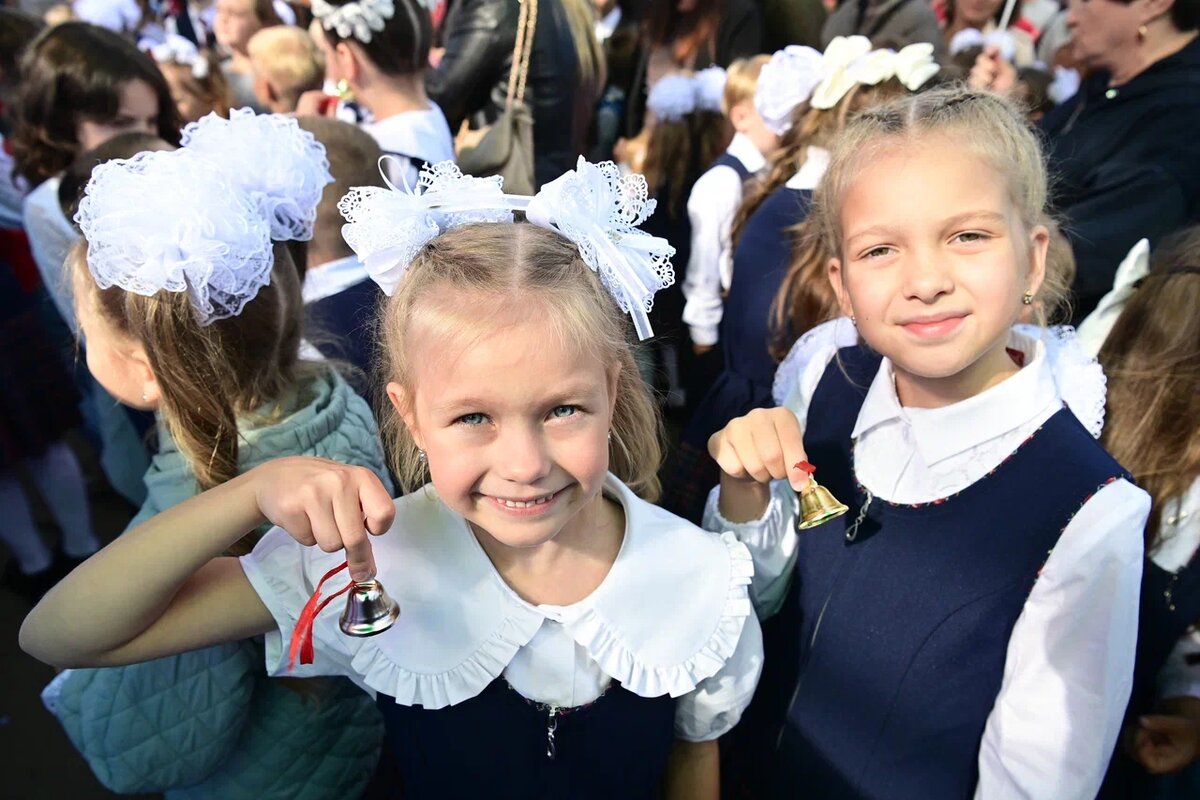    Праздник в честь Дня знаний. Фото: "Республика"/ Сергей Юдин