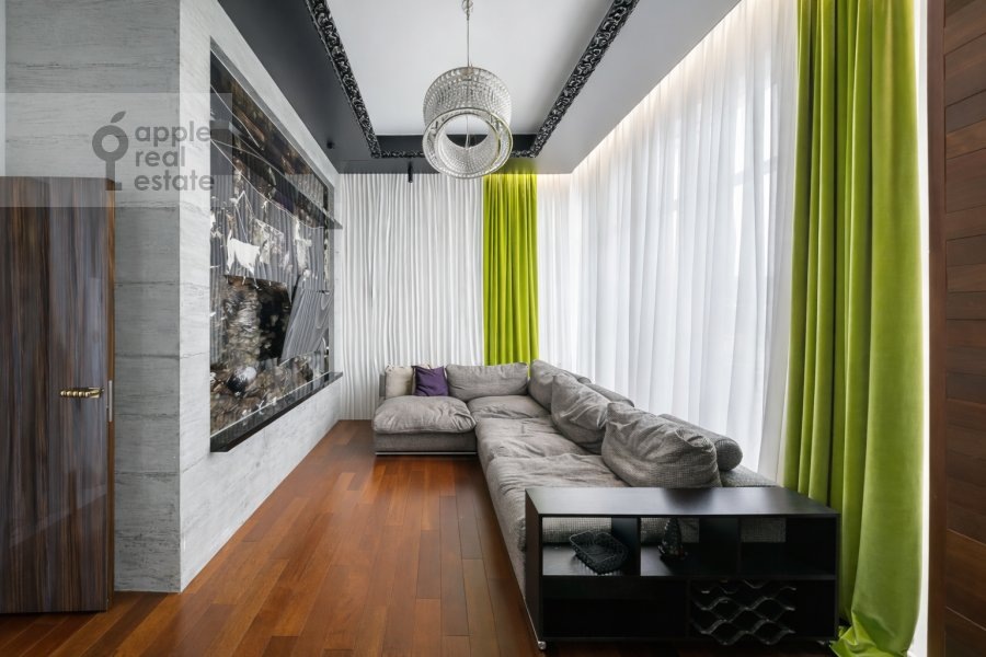 Фото из архива Apple Real Estate