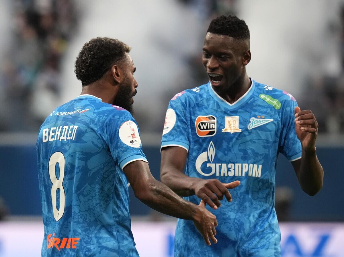    Игроки "Зенита" Вендел и Луис Энрике | © РИА Новости / Алексей Даничев