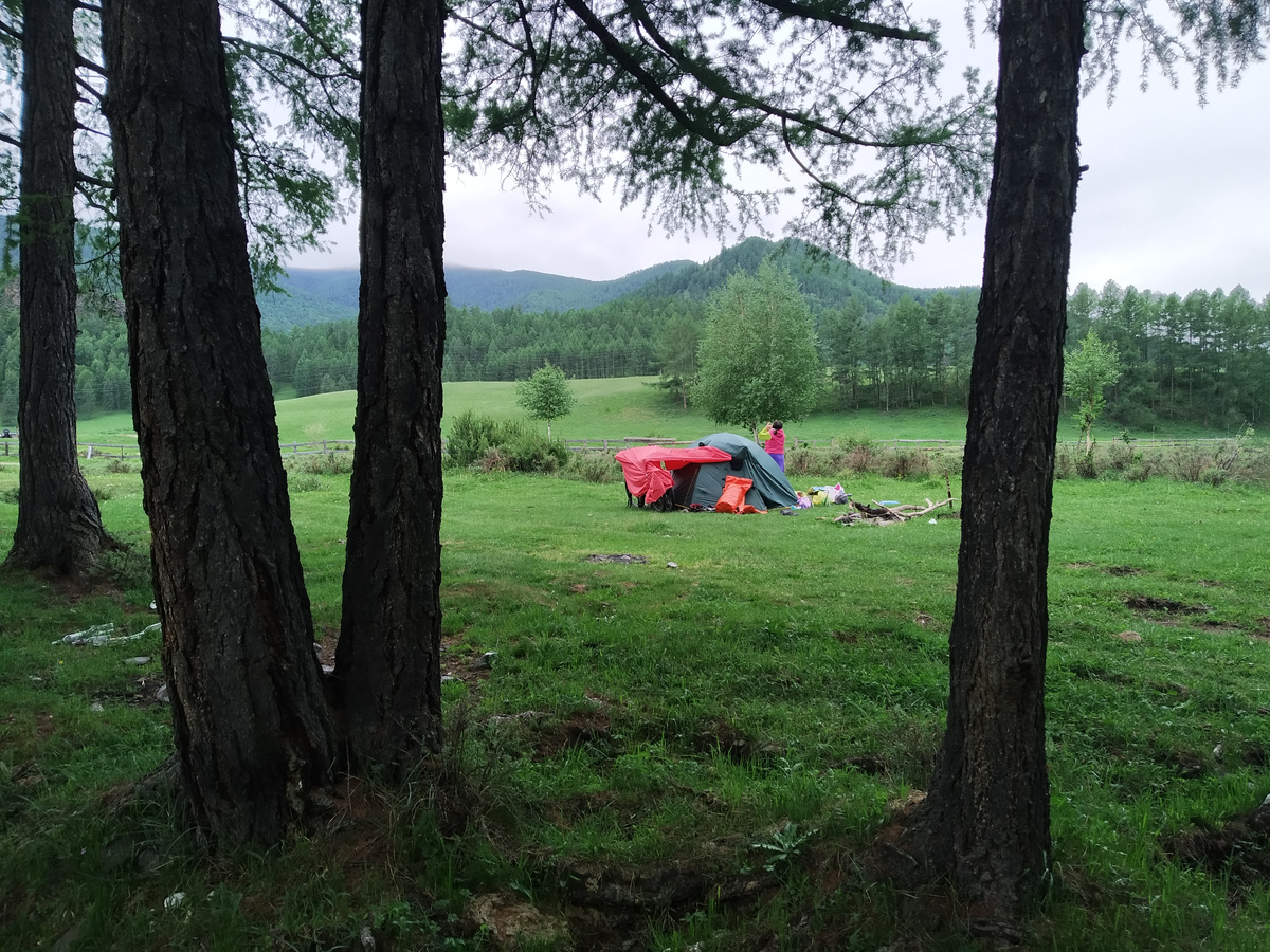 Вид на стоянку издалека