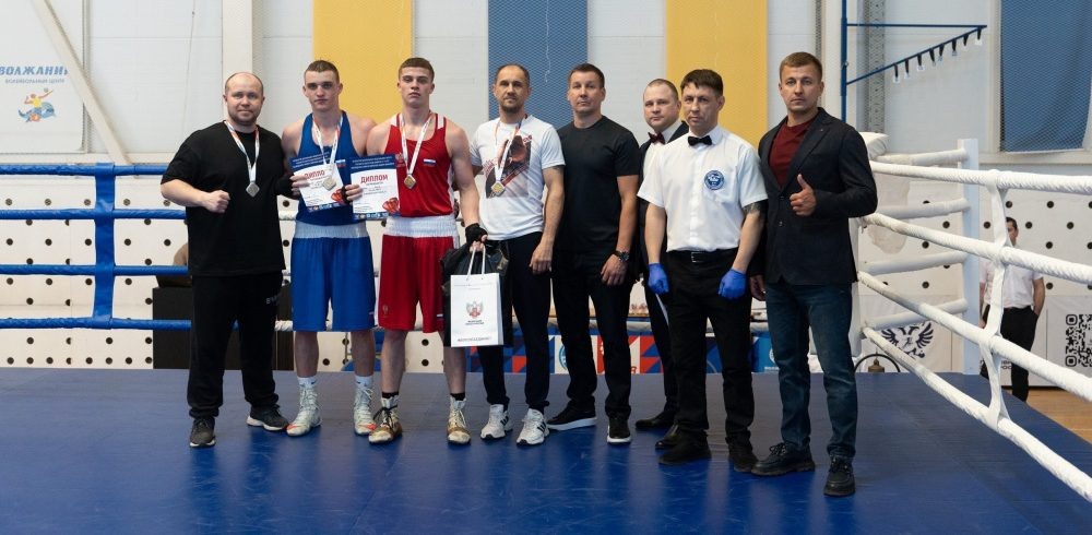Костромич Кирилл Шинкарь стал лучшим боксером ЦФО