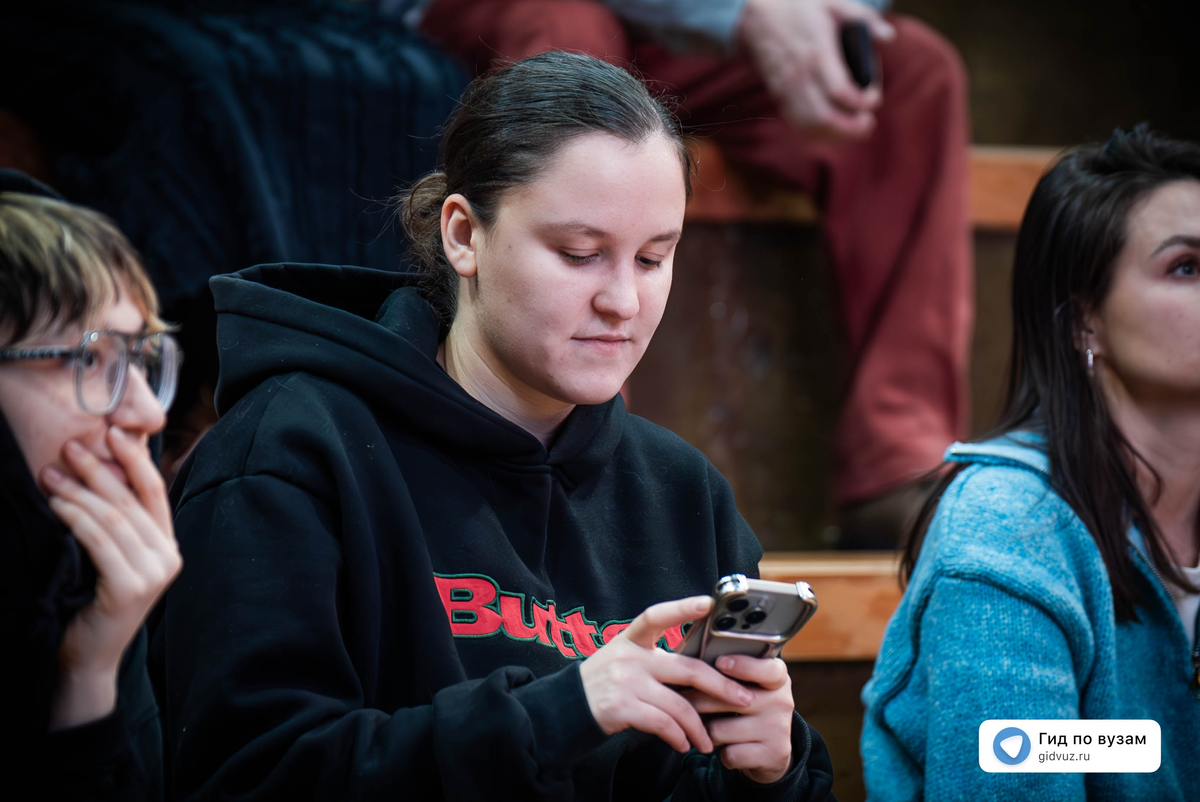 «Фиаско-Фест» в Президентской академии в Санкт-Петербурге. СМИ «Гид по вузам».
