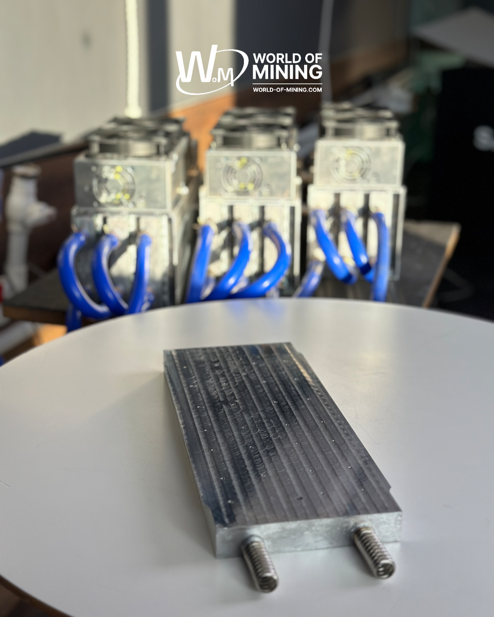 Литой водоблок World of Mining