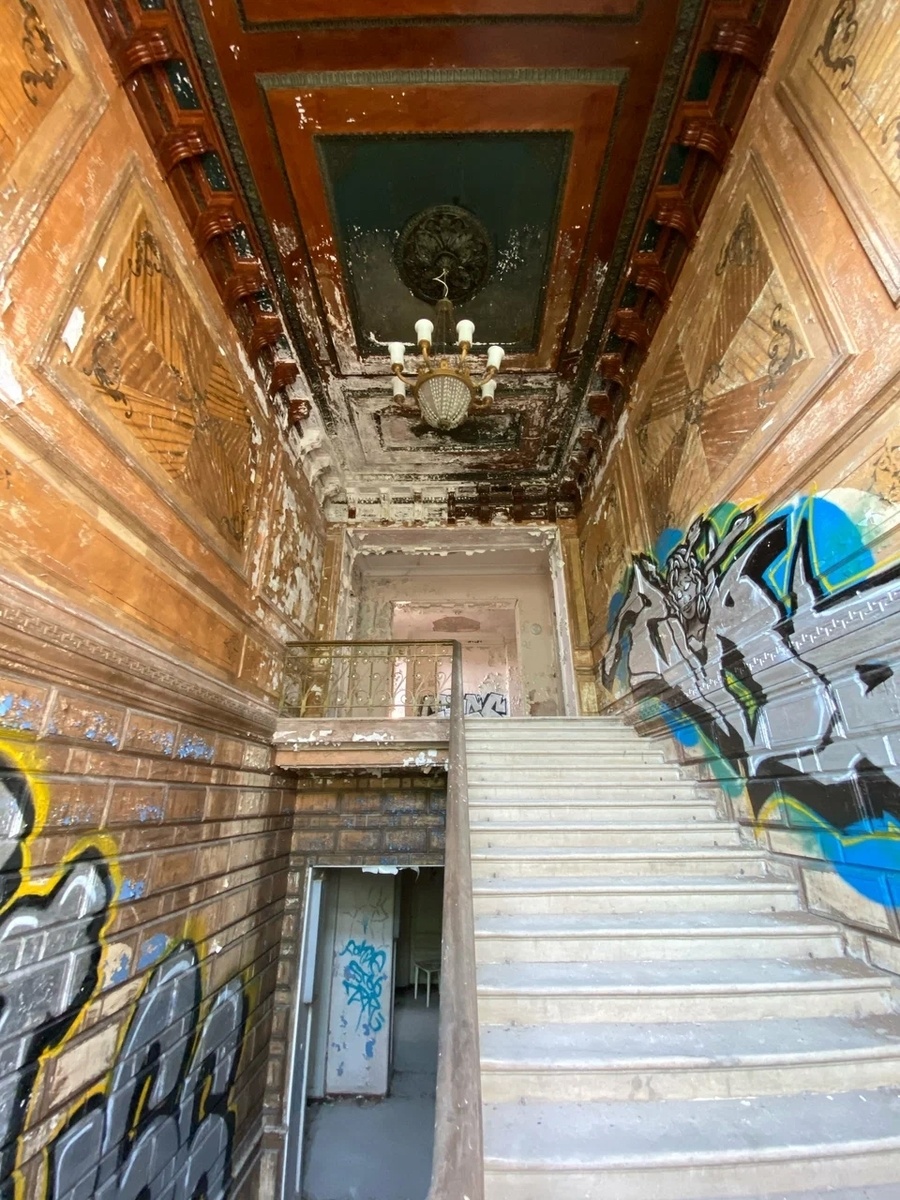    Интерьеры бывшего спортцентра в 2025 году.ВК-сообщество «Подольск»