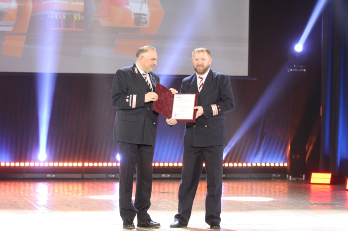    Елена Дементьева