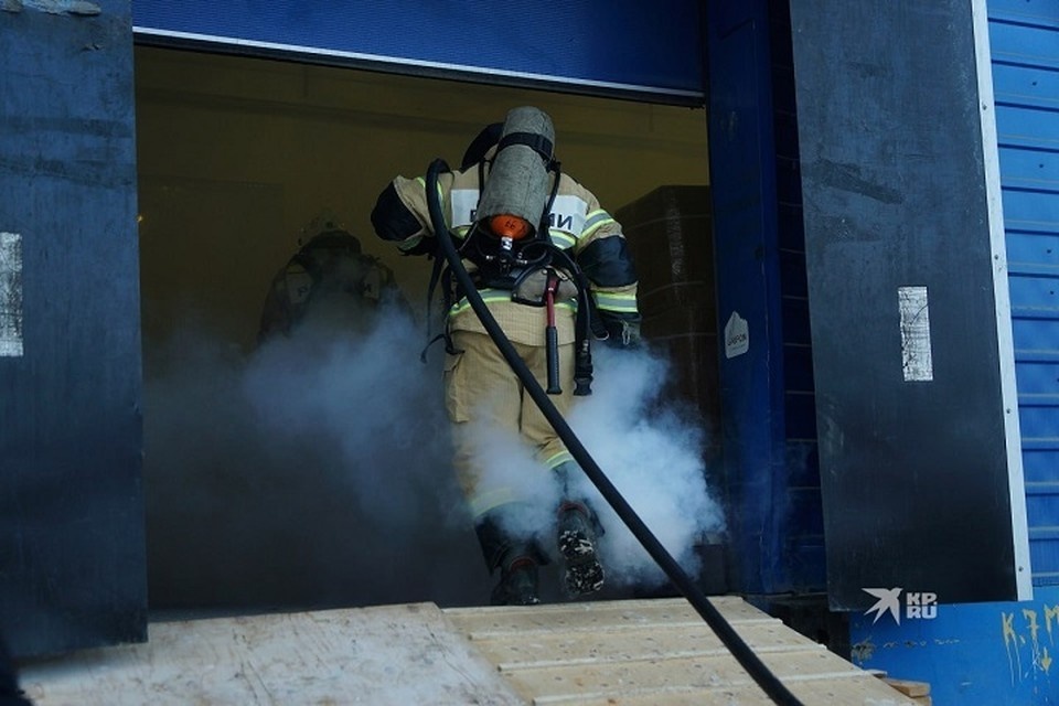    Пламя распространилось на трех квадратных метрах Алексей БУЛАТОВ