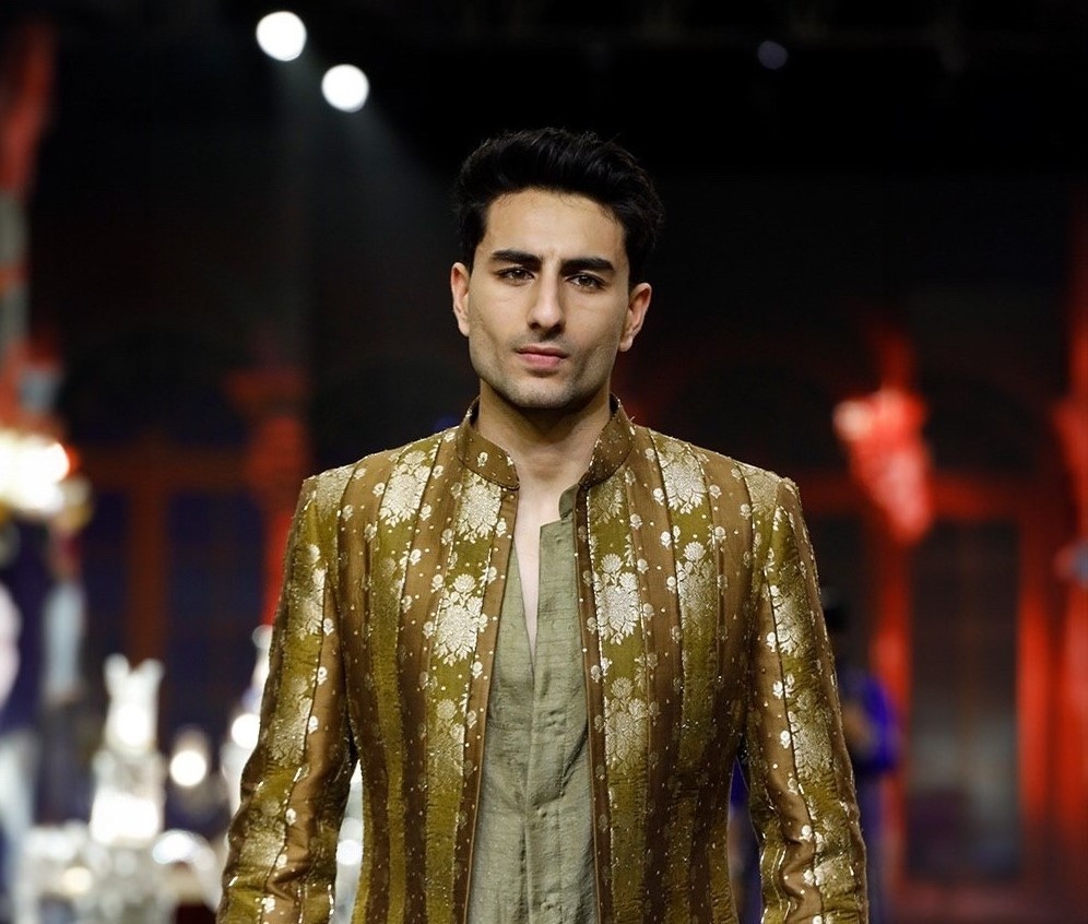 из доступных источников