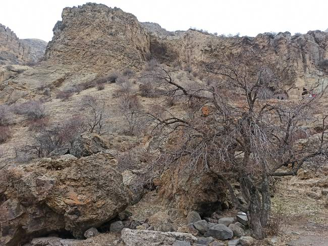 Едем к монастырю Гегард. Фото автора