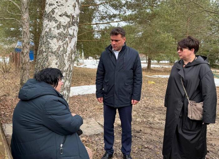 Место ЧП после атаки дронов ВСУ. Фото © Telegram / Денис Мордвинцев