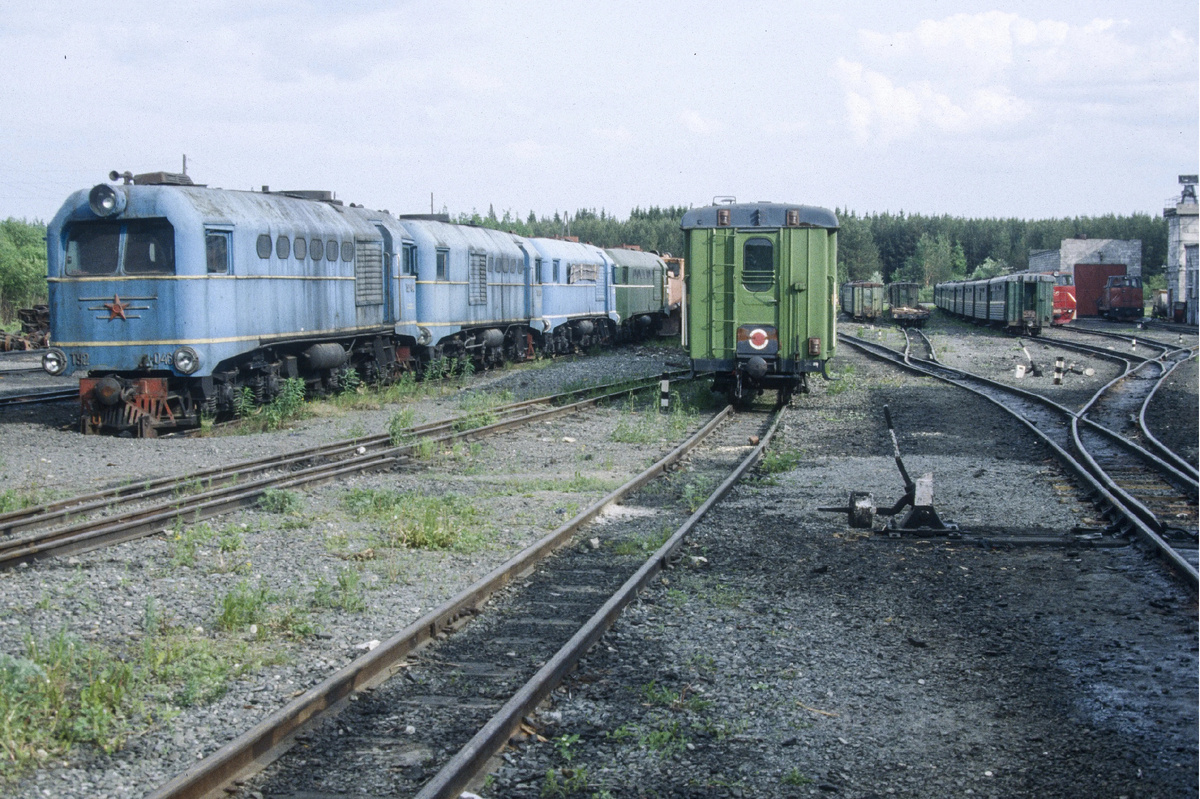 Висимо-Уткинская узкоколейная железная дорога.