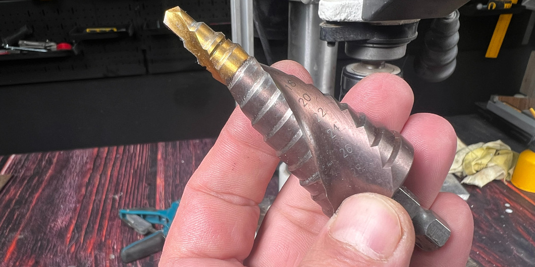 Про наклеп знает не каждый, как я угробил 8 сверл за час, пока не понял, в чем дело