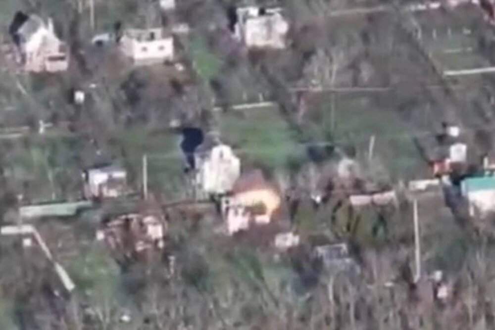    Координаты обнаруженных целей были оперативно переданы расчету «Молнии». Фото: Министерство обороны РФ