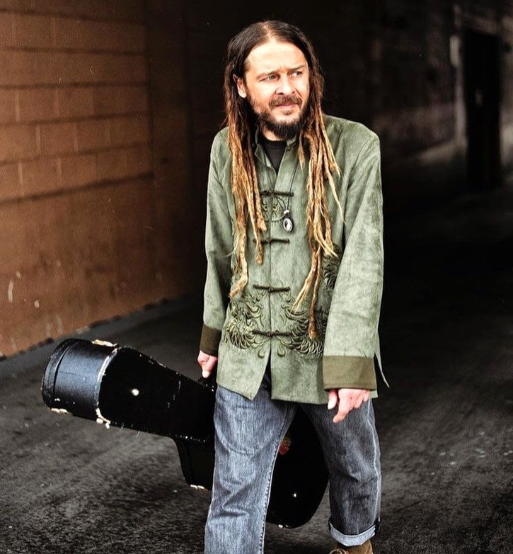 Рэгги-грек Христофер Врениос (Christos DC)