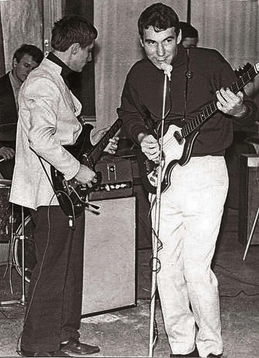 ВИА Гидротехнического факультета НИСИ. Фото из коллекции автора 1973г.