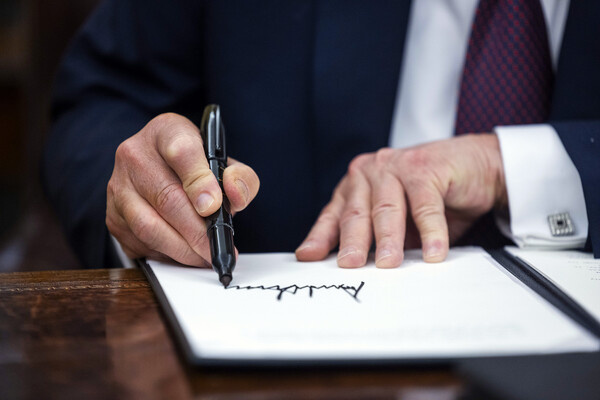 Jim LoScalzo/CNP/Keystone Press Agency/Global Look Press   📷