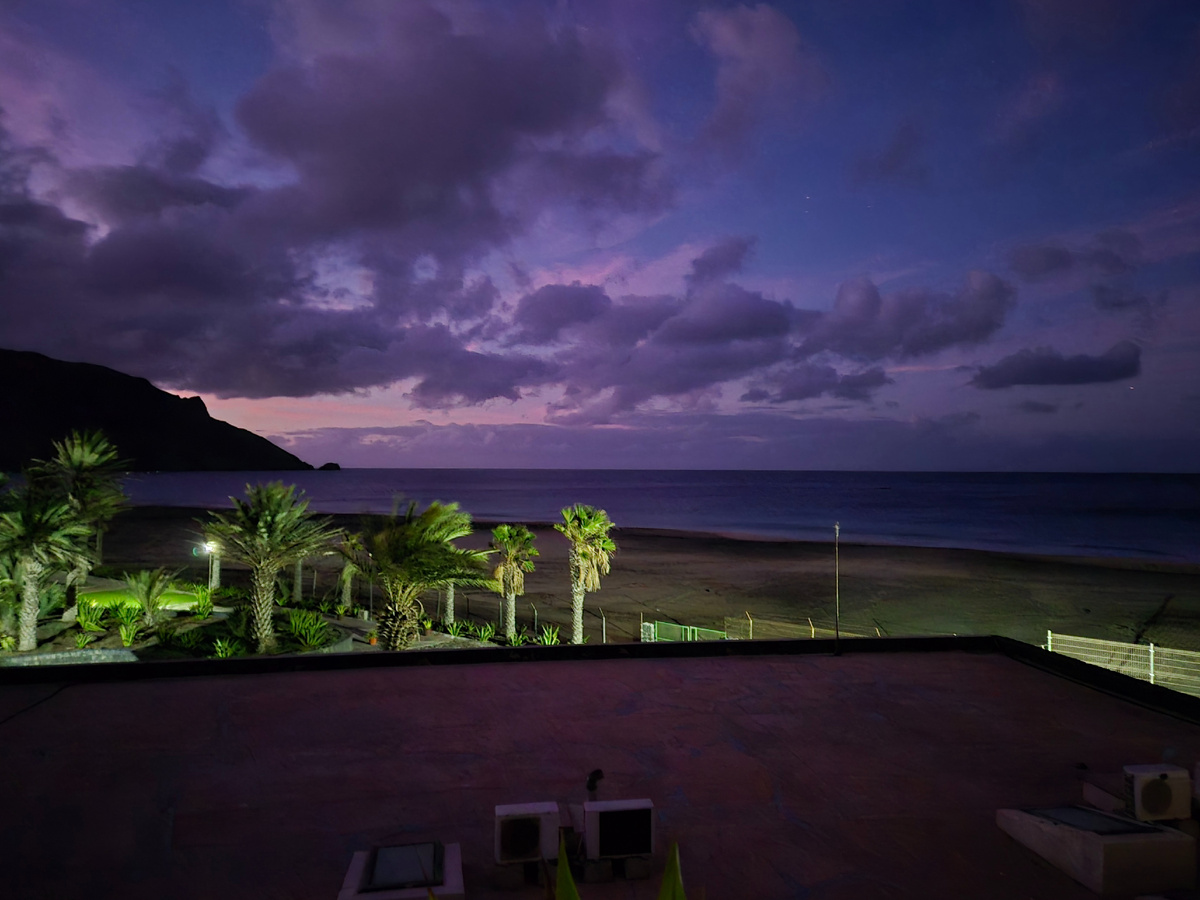 Рассвет на острове Сан-Винсенте, местечко Сан-Андре, отель Фойя Бранка, вид с лоджии