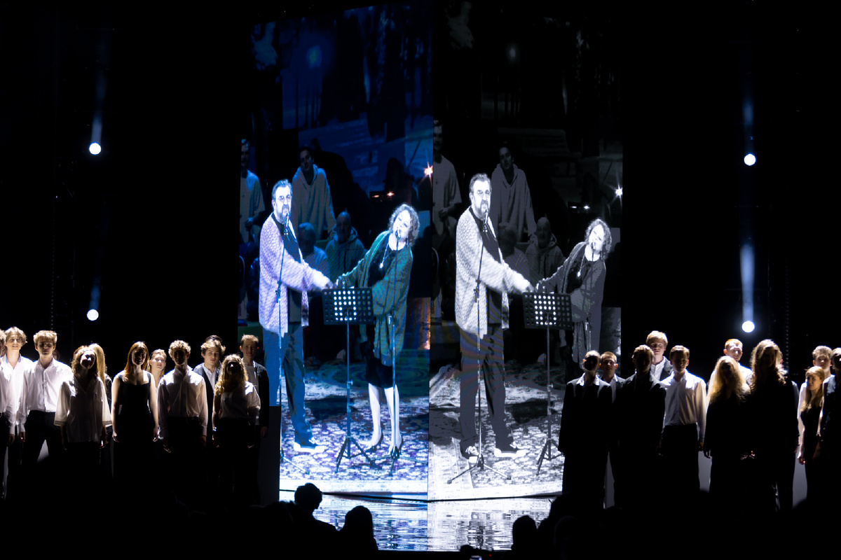 Номер, посвященный памяти Игоря Золотовицкого