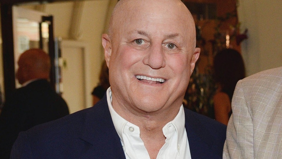 Умер 15-летний сын миллиардера Рональда Перельмана Оскар