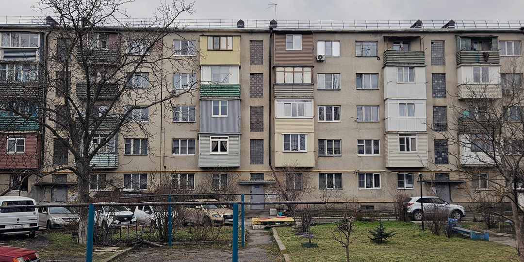 Типовые дома СССР. Серия 1-447ЮС – «Осетинская» пятиэтажка покорившая весь юг России