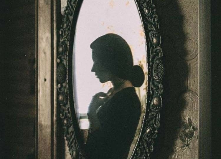 🪞 Венедиктов день: Магия зазеркалья и оберег для дома