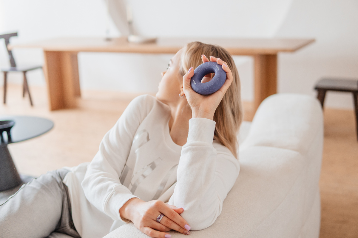 Кистевой эспандер: секрет утренней бодрости и энергии