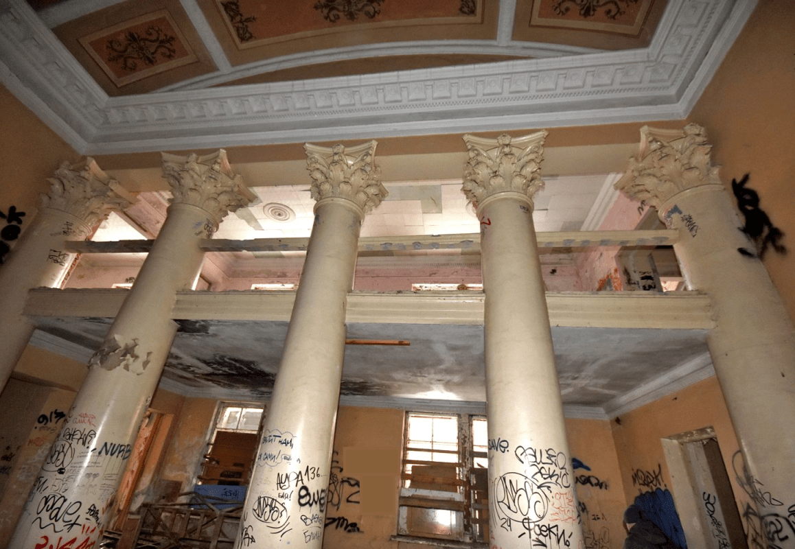 Листайте вправо, чтобы увидеть больше изображений