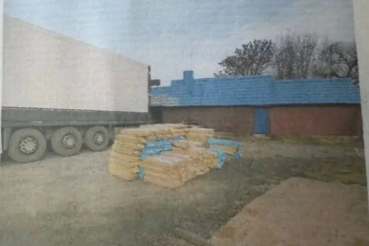    Хабаровский браконьер пытался отвезти в Москву три тонны икры, но не доехал