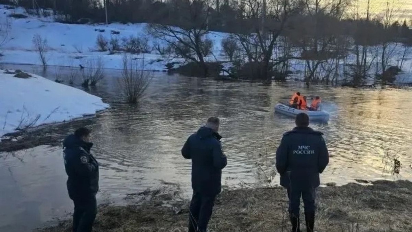    Фото: глава администрации Николай Калиничев