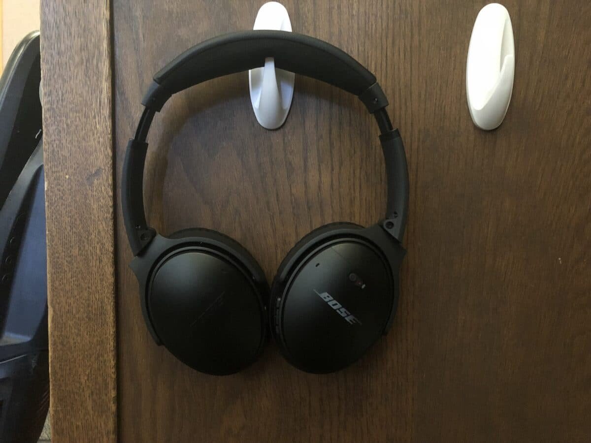    Наушники беспроводные полноразмерные производства BOSE, модель QuietComfort 35 / © Carsonjp21, Wikipedia
