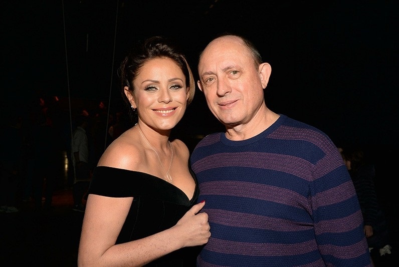 Живут с внучкой и переживают за больного зятя. Как сейчас выглядят родители Юлии Началовой и что о них известно?