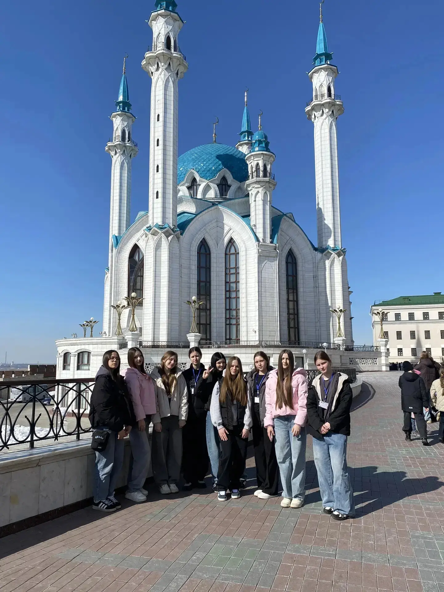 "Радуга" у мечети Кул-Шариф