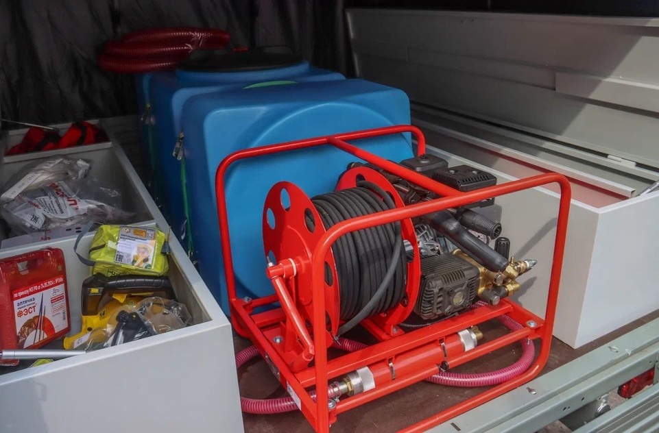    Парк лесопожарной техники ЛНР пополнился новыми машинами. ФОТО: АГ ЛНР