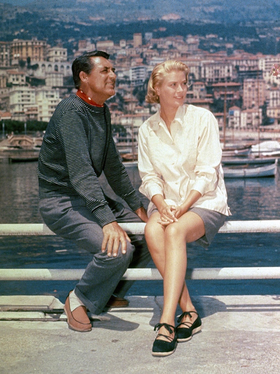    Кэри Грант и Грейс Келли в Монако во время съемок фильма Альфреда Хичкока «Поймать вора»Соцсети